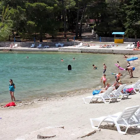 With A Parking Space Πανσιόν 3*