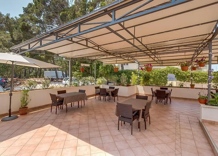 בית הארחה With A Parking Space 3*